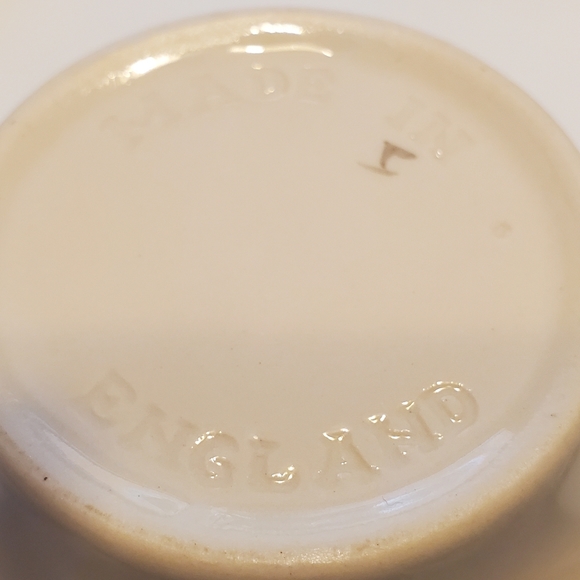 Franciscan Earthware Cups and Saucers - Picture 3 of 6